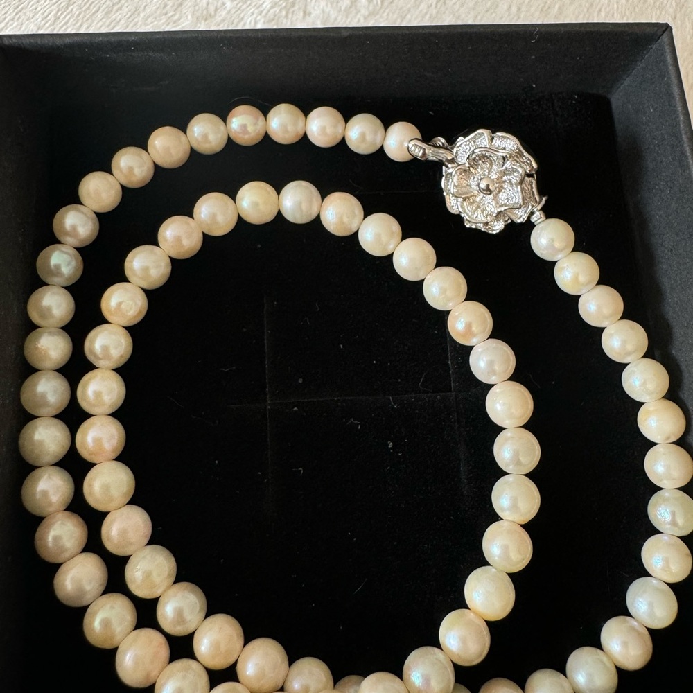 Akoya Pearl necklace